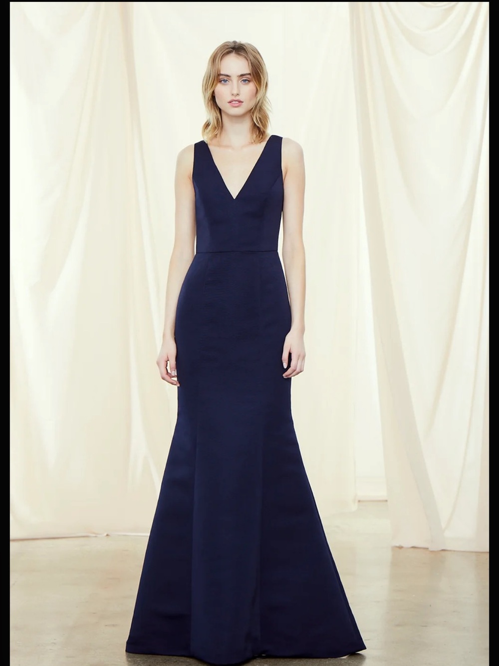 Amsale Mackayla Sleeveless V-Neck Navy Faille Gown
